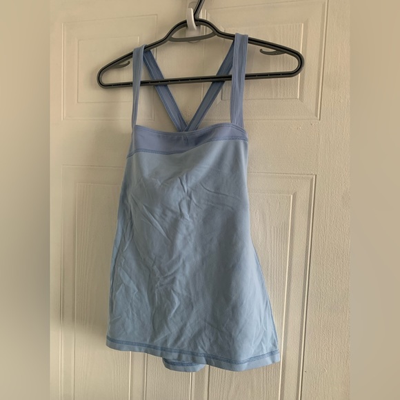 2/$30 RARE Lululemon Size 8 Tank Top Wide Strap Racerback  Blue Cut & Sew - Picture 1 of 6